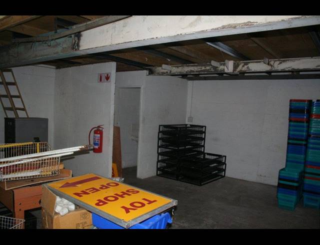 472M² FACTORY TO LET IN KILLARNEY GARDENS